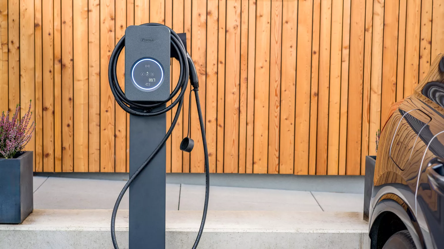 Ladestation für Elektrofahrzeug, installiert von I.ON