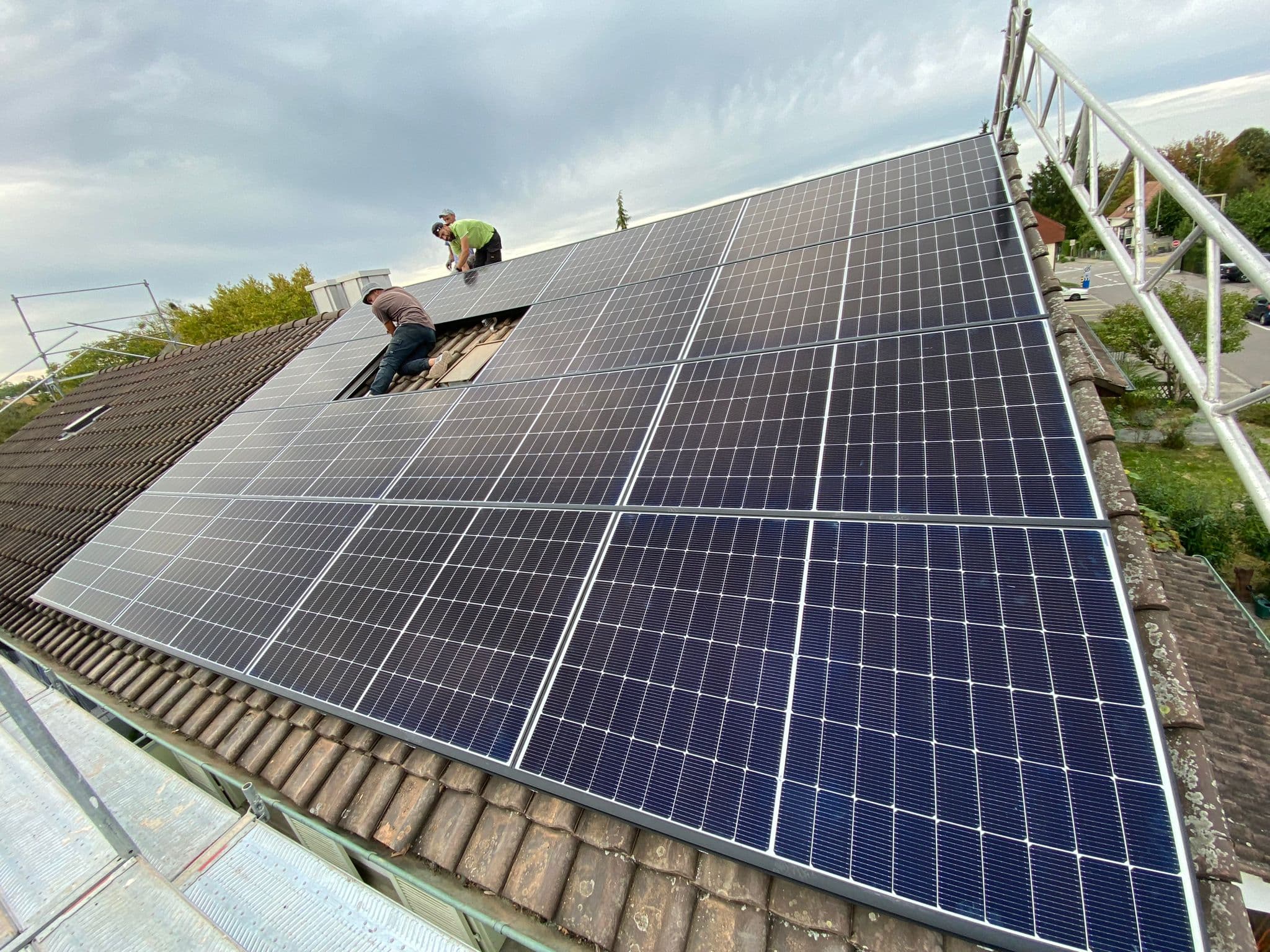 Photovoltaikanlage mit Batteriespeicher in Arlesheim, Basel-Landschaft