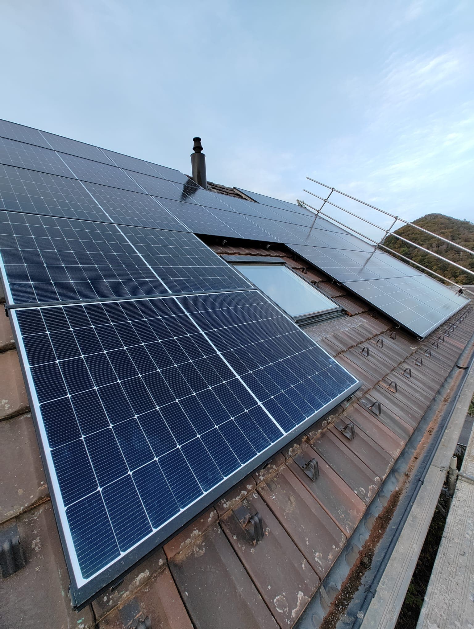 Photovoltaikanlage mit Batteriespeicher in Donatsch, Basel-Landschaft