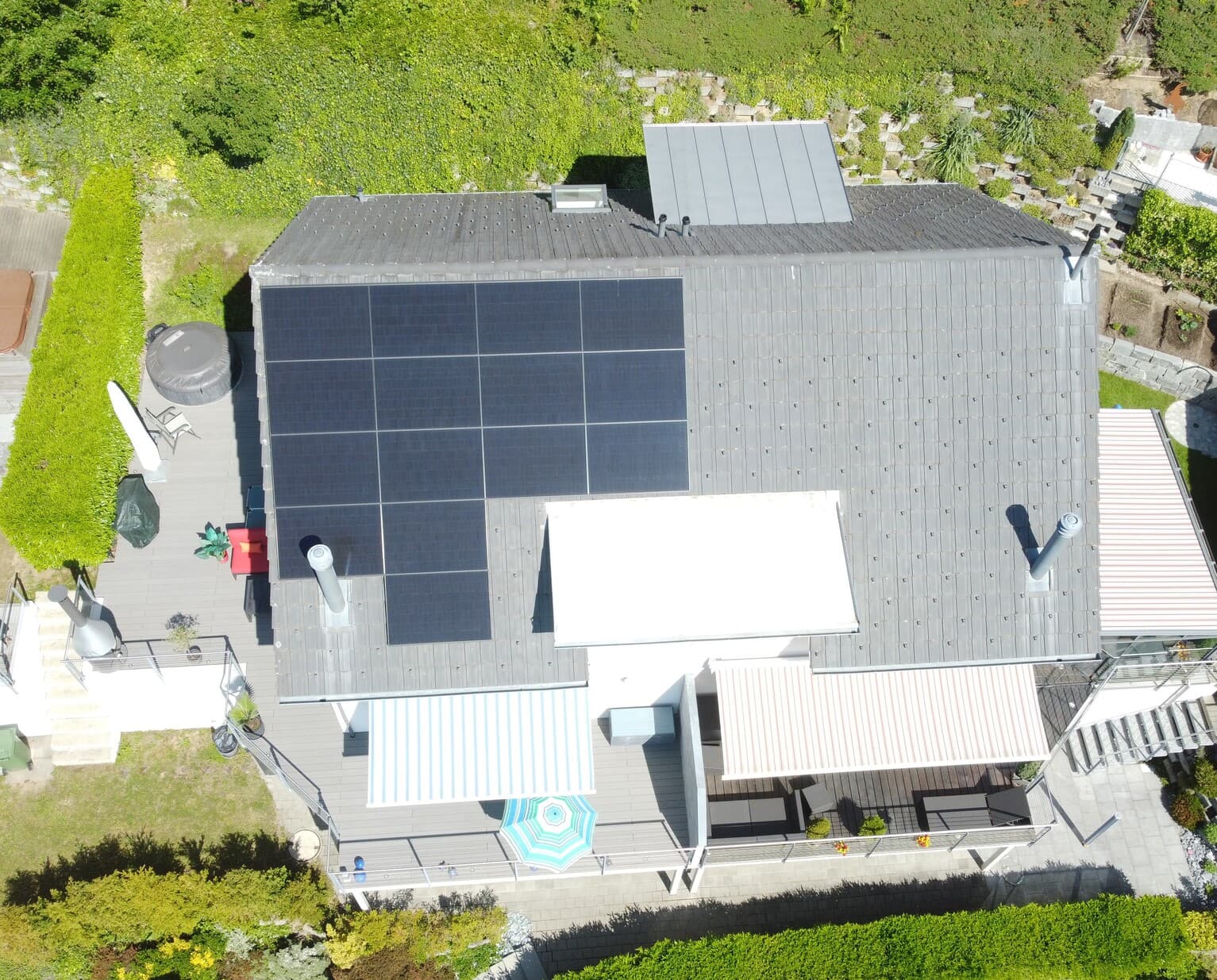 Photovoltaikanlage mit Batteriespeicher in Oftringen, Aargau